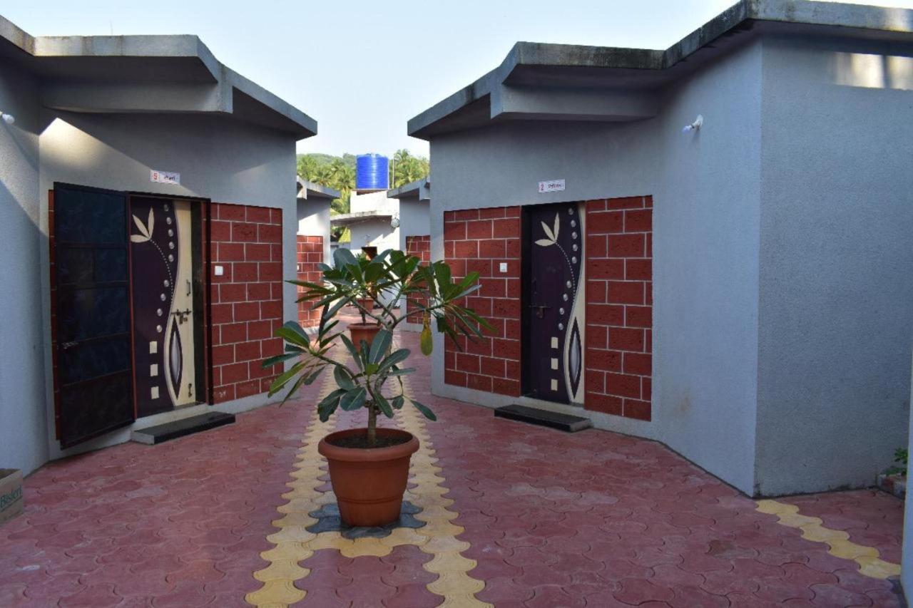 Suma Beach Resort Dapoli Exterior photo